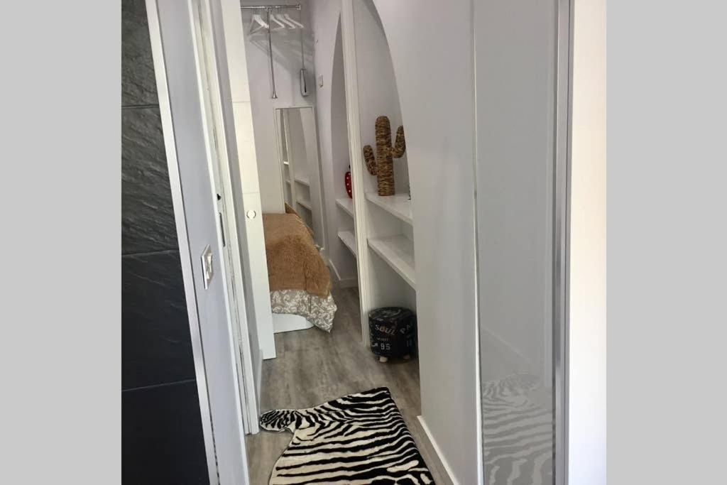 Apartamento De Diseno Centrico A 5 Min De Playa Alicante Exterior photo